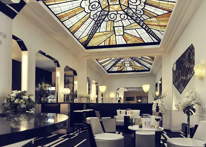 Hotell Mercure Opera Faubourg Montmartre 4*