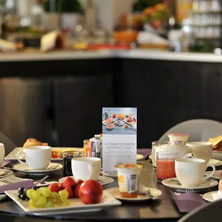 Mercure Opéra Faubourg Montmartre Hotel 4*