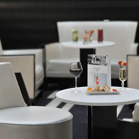 Hotel Mercure Opéra Faubourg Montmartre Parigi