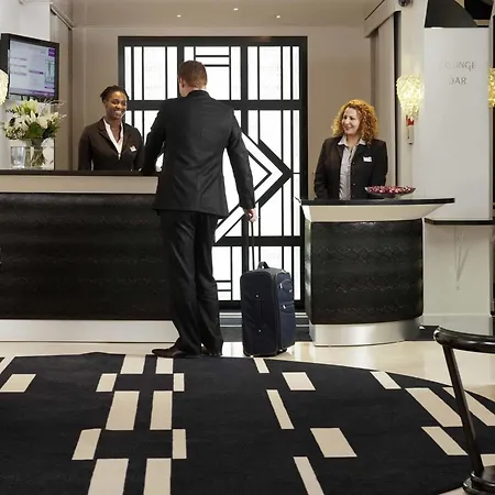 Hotel Mercure Opéra Faubourg Montmartre Parigi