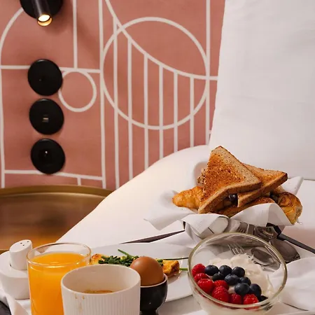 Szálloda Mercure Opera Faubourg Montmartre 4*