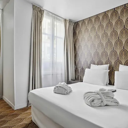 Mercure Opera Faubourg Montmartre Париж
