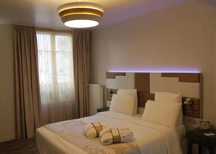 Hotel Mercure Opera Faubourg Montmartre Paris