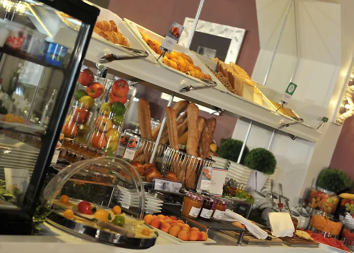 Mercure Opera Faubourg Montmartre 4*