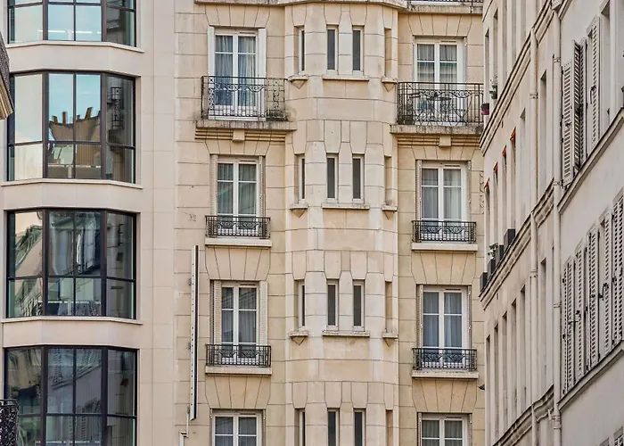 Mercure Opera Faubourg Montmartre Hotel 4*