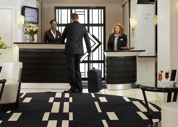 Mercure Opera Faubourg Montmartre 4*