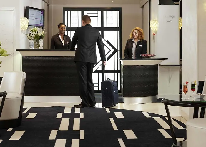 Mercure Opera Faubourg Montmartre 4*