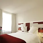 Mercure Opera Faubourg Montmartre מלון 4*