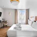 מלון Mercure Opera Faubourg Montmartre