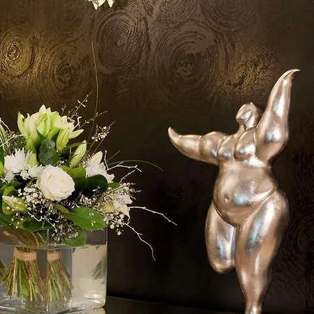 Hotel Mercure Opera Faubourg Montmartre 4*